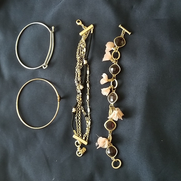 Jewelry - 4 Bracelets Bundle